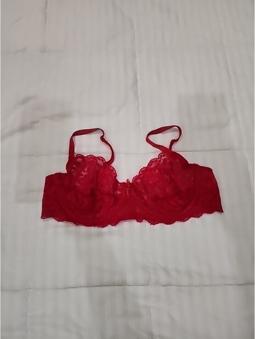 Vintage Valmont Red Lace Bra 36C Canada RN#70817